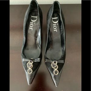 Christian Dior black leather&  suede kitten heels.
